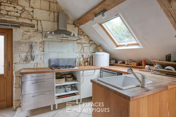 Maison de charme avec dépendances et terrain arboré