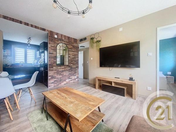 Appartement F3 à vendre  3 pièces - 54,20 m 2   VIEUX CHARMONT  - 25