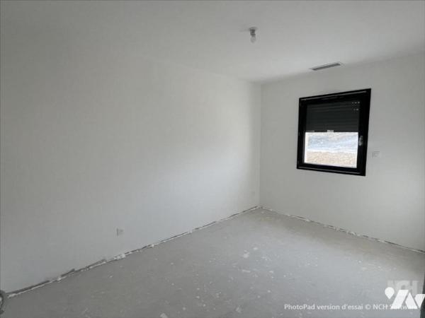 Maison Neuve de type 4 avec 674m² de terrain