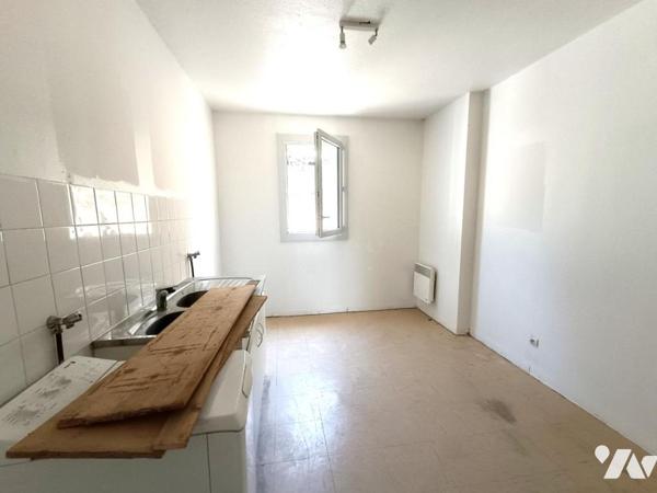 Vente Appartement T3 à rénover + sa cave à SEYNE