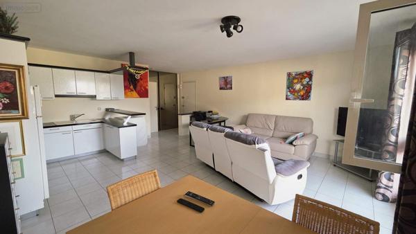 Appartement à vendre à Noyal-sur-Vilaine en Ille-et-Vilaine (35530), ref : 019/5556 MCB   
centre ville