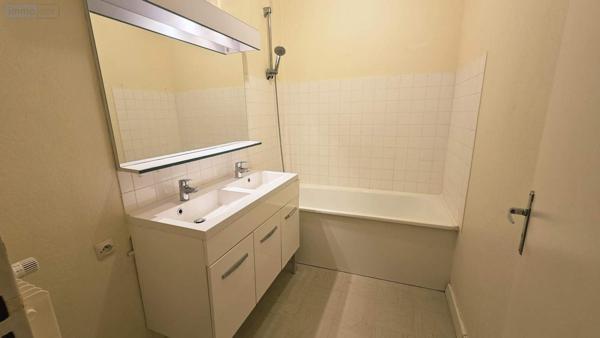 Appartement à vendre à Noyal-sur-Vilaine en Ille-et-Vilaine (35530), ref : 019/5556 MCB   
centre ville