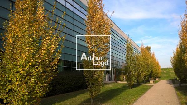 BUREAUX A LOUER - LABEGE - PARKING