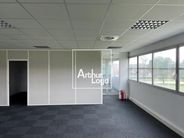 BUREAUX A LOUER - LABEGE - PARKING