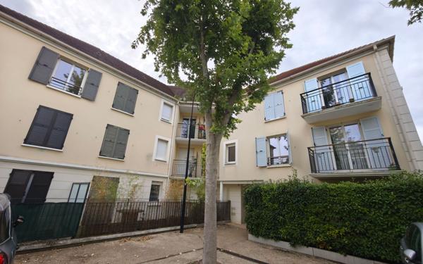 Appartement à louer    2 pièces •  Épône