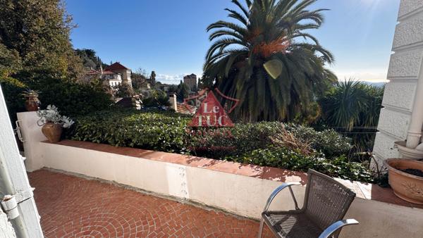 Appartement 2/3 pièces vue mer dans maison bourgeoise Grasse (06130)