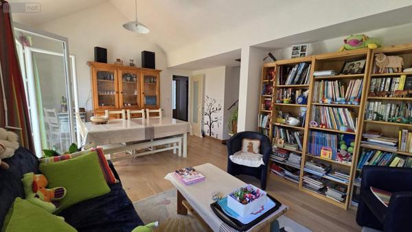 Maison à vendre à Noyal-sur-Vilaine en Ille-et-Vilaine (35530), ref : 019/5508 MCB