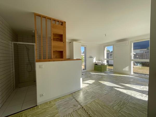 Maison de 2017 avec 5 chambres et T2 attenant