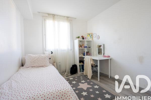 Appartement à vendre 4 pièces 64 m² Le Pontet
