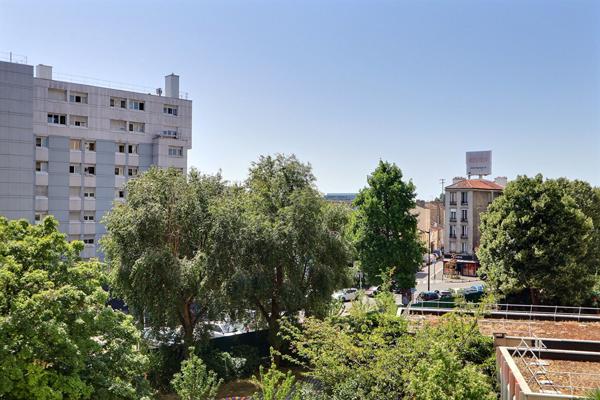 Appartement Aubervilliers 1 pièce(s) 24.75 m2