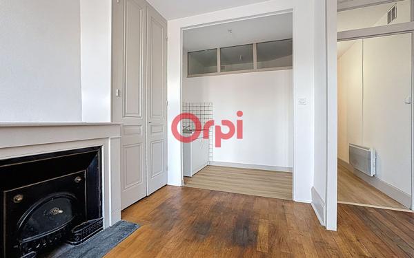Appartement à vendre    2 pièces • 43,48 m2 Pierre-Bénite