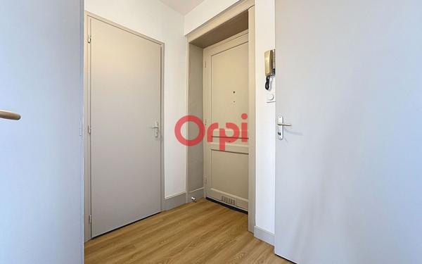 Appartement à vendre    2 pièces • 43,48 m2 Pierre-Bénite