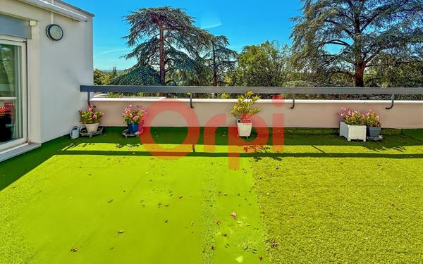 Appartement à vendre    6 pièces • 120 m2 Rillieux-la-Pape