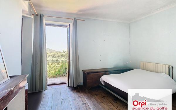Maison à vendre    4 pièces • 194 m2 Moca-Croce