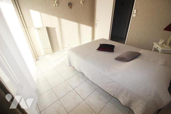 Très bel appartement T6/7 de 135m2 (Carrez) au sein d'une copropriété très agréable, dans le 12e