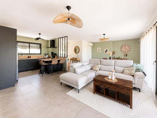 LAPLUME - A louer maison neuve de type 5 avec jardin, garage et terrasse