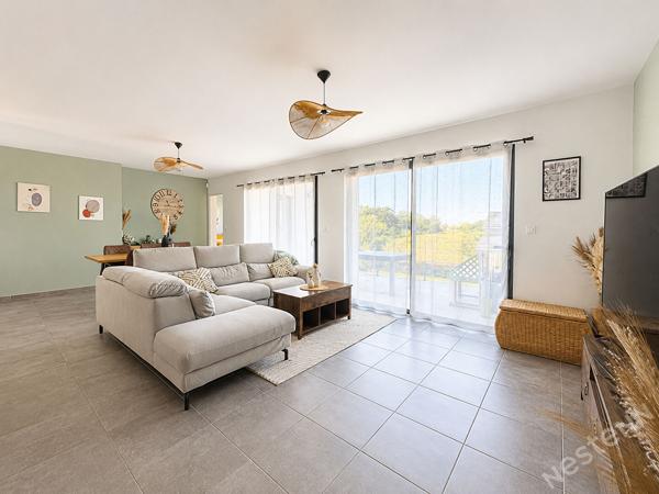 LAPLUME - A louer maison neuve de type 5 avec jardin, garage et terrasse
