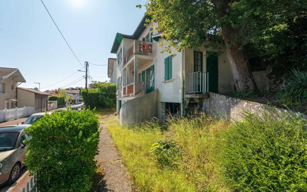 Maison à vendre    5 pièces •  Arcachon