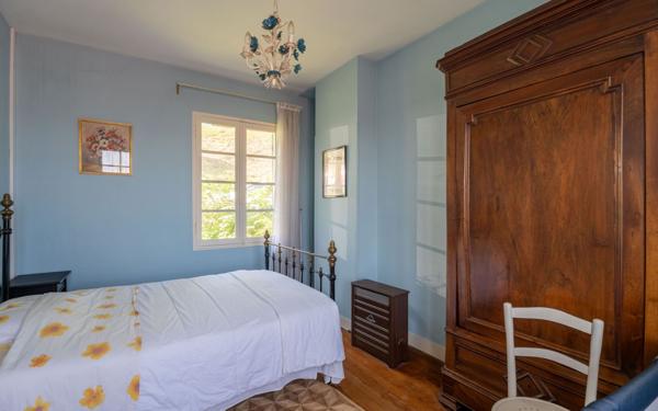 Maison à vendre    5 pièces •  Arcachon