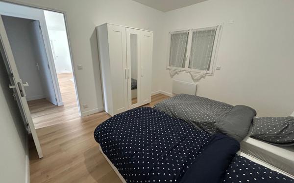 Maison à louer    3 pièces • 80 m2 Sainte-Eulalie-en-Born