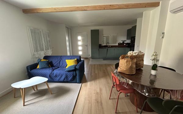 Maison à louer    3 pièces • 80 m2 Sainte-Eulalie-en-Born