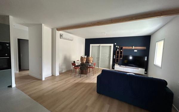 Maison à louer    3 pièces • 80 m2 Sainte-Eulalie-en-Born