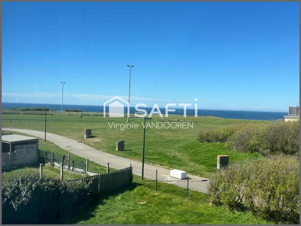 Maison avec vie de plain-pied, vue mer et accès direct à la mer