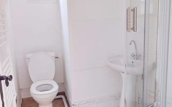 Appartement à louer    1 pièce •  Paris 18