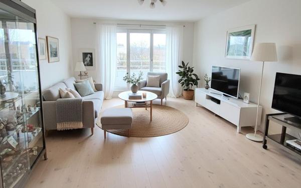 Appartement à vendre    3 pièces • 72,84 m2 Rosny-sous-Bois