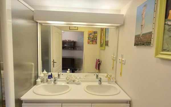 Appartement à vendre    3 pièces • 72,84 m2 Rosny-sous-Bois