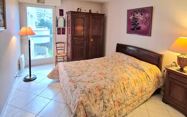 Appartement à vendre    3 pièces • 72,84 m2 Rosny-sous-Bois