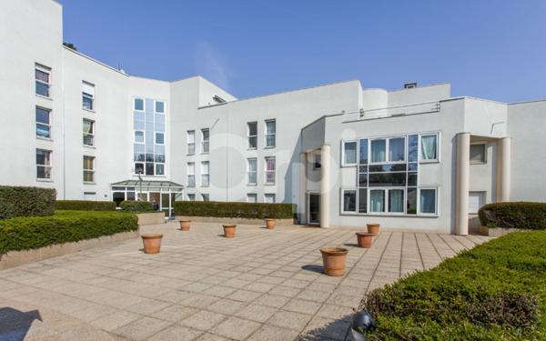 Appartement à vendre    3 pièces • 72,84 m2 Rosny-sous-Bois