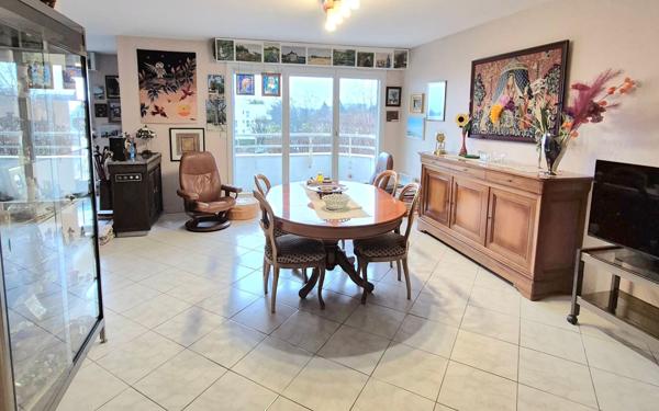 Appartement à vendre    3 pièces • 72,84 m2 Rosny-sous-Bois