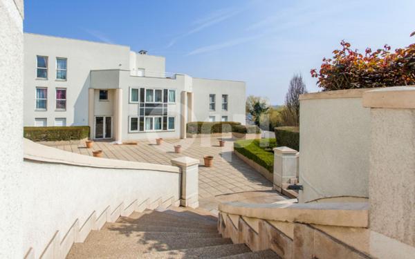 Appartement à vendre    3 pièces • 72,84 m2 Rosny-sous-Bois