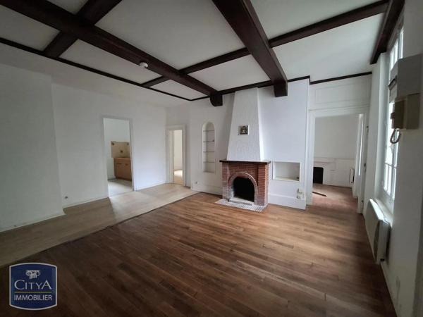 Appartement à louer 3 pièces 56.02m² Bourges (18000)