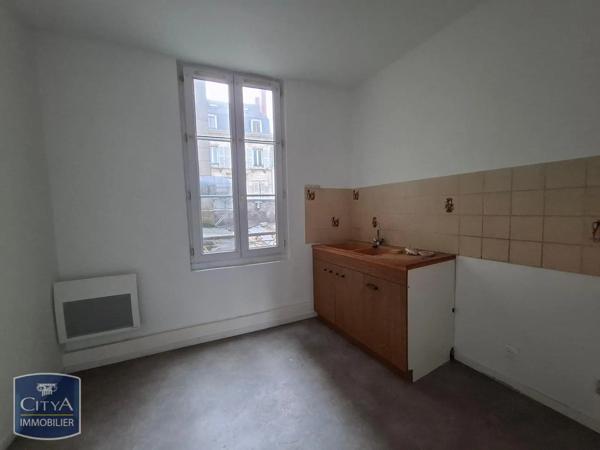 Appartement à louer 3 pièces 56.02m² Bourges (18000)