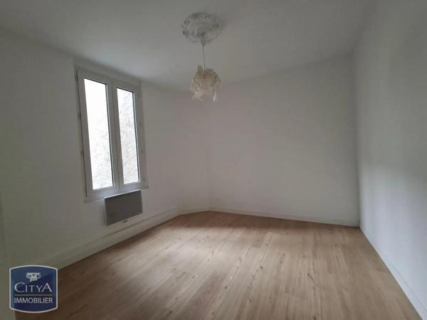 Appartement à louer 3 pièces 56.02m² Bourges (18000)