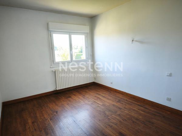 Maison à Clazay de 6 pièces dont 3 chambres avec terrain et grande dépendance