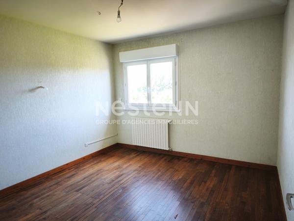 Maison à Clazay de 6 pièces dont 3 chambres avec terrain et grande dépendance