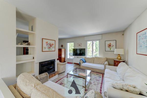 Villa 6 pièces 161 m2
