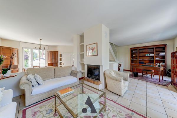 Villa 6 pièces 161 m2