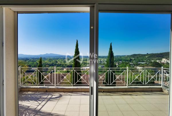 Villa dominante de 130 m² - Plain-pied, Vue panoramique & DPE B