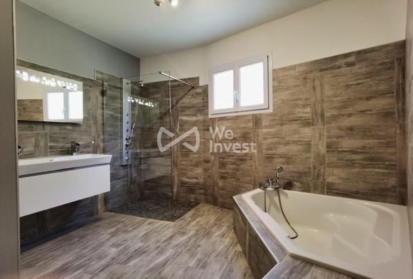 Villa dominante de 130 m² - Plain-pied, Vue panoramique & DPE B