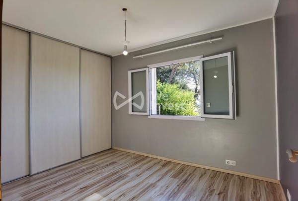 Villa dominante de 130 m² - Plain-pied, Vue panoramique & DPE B