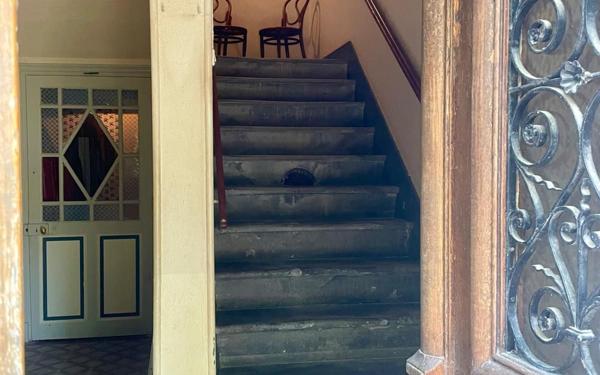 Maison à vendre    8 pièces • 283,69 m2 Pierrelatte