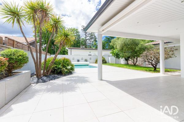 Maison à vendre 6 pièces 193 m² Pessac