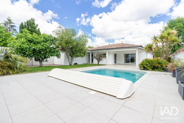 Maison à vendre 6 pièces 193 m² Pessac