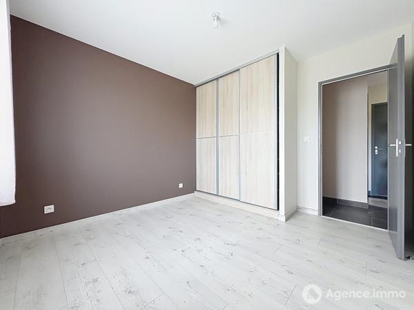 À vendre - Maison contemporaine, 5 pièces située à Saint-Denis-de-l'Hôtel (45550)