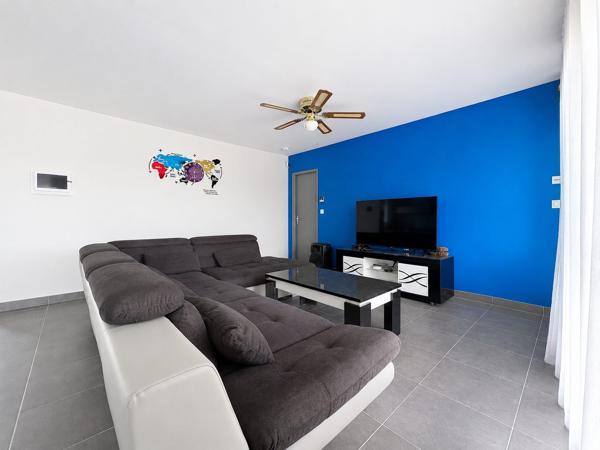 À vendre - Maison contemporaine, 5 pièces située à Saint-Denis-de-l'Hôtel (45550)