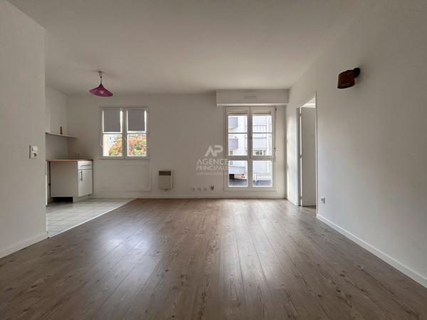 Appartement Poissy 2 pièce(s) 36 m2 Loyer 893 €/mois charges comprises **  - Référence  9316